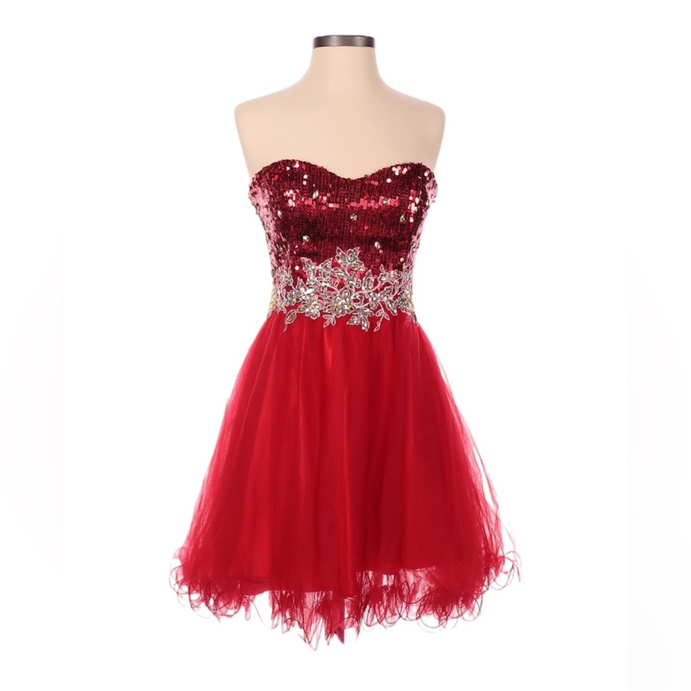 Poly USA Women’s Red Strapless Short Sequin Cocktail Dress, M